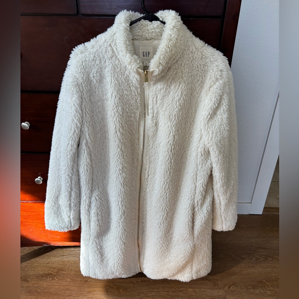 GAP Off-White Sherpa Jacket
